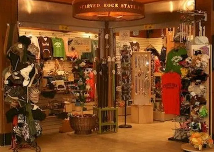 Starved Rock & Conference Center Hotel 3*
