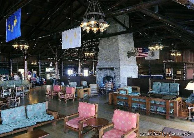 Starved Rock & Conference Center Hotel Utica