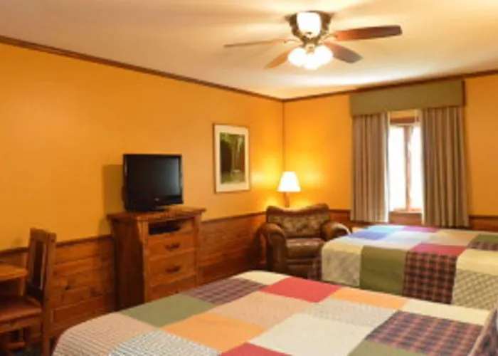 Starved Rock & Conference Center Hotel