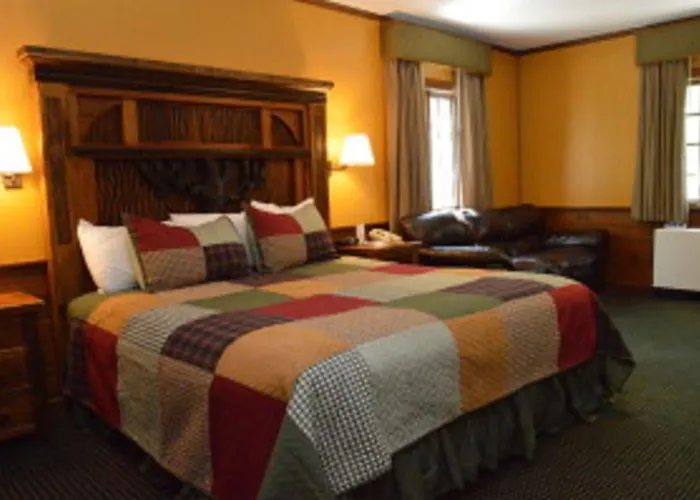 Hotel Starved Rock & Conference Center 3*