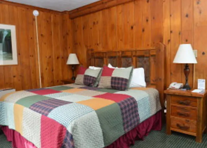 Starved Rock & Conference Center 3*